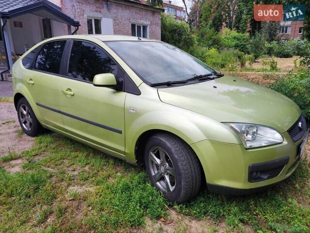 Желтый Форд Фокус, объемом двигателя 1.6 л и пробегом 178 тыс. км за 4200 $, фото 1 на Automoto.ua