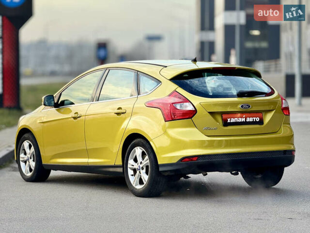 Желтый Форд Фокус, объемом двигателя 1.6 л и пробегом 181 тыс. км за 7500 $, фото 6 на Automoto.ua