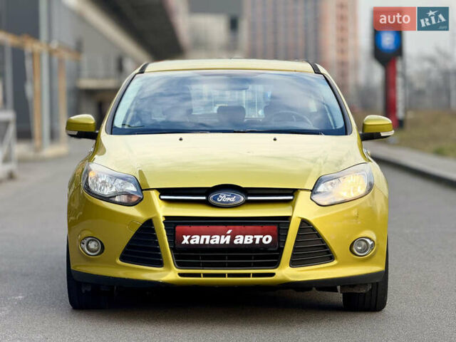Желтый Форд Фокус, объемом двигателя 1.6 л и пробегом 181 тыс. км за 7500 $, фото 1 на Automoto.ua