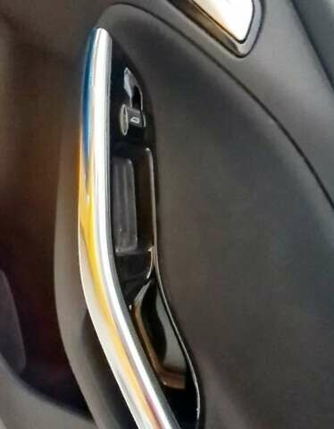 Желтый Форд Фокус, объемом двигателя 2 л и пробегом 119 тыс. км за 18000 $, фото 43 на Automoto.ua