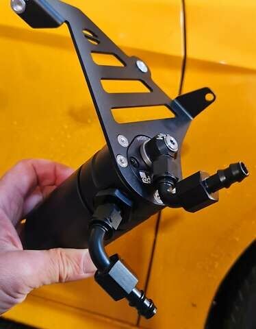 Желтый Форд Фокус, объемом двигателя 2 л и пробегом 119 тыс. км за 18000 $, фото 48 на Automoto.ua