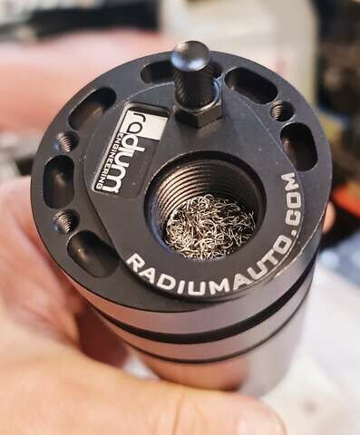 Желтый Форд Фокус, объемом двигателя 2 л и пробегом 119 тыс. км за 18000 $, фото 49 на Automoto.ua