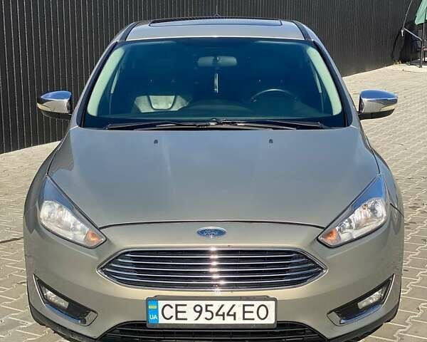 Желтый Форд Фокус, объемом двигателя 2 л и пробегом 139 тыс. км за 8800 $, фото 1 на Automoto.ua