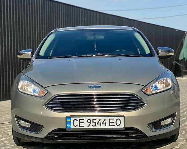 Желтый Форд Фокус, объемом двигателя 2 л и пробегом 139 тыс. км за 8800 $, фото 2 на Automoto.ua