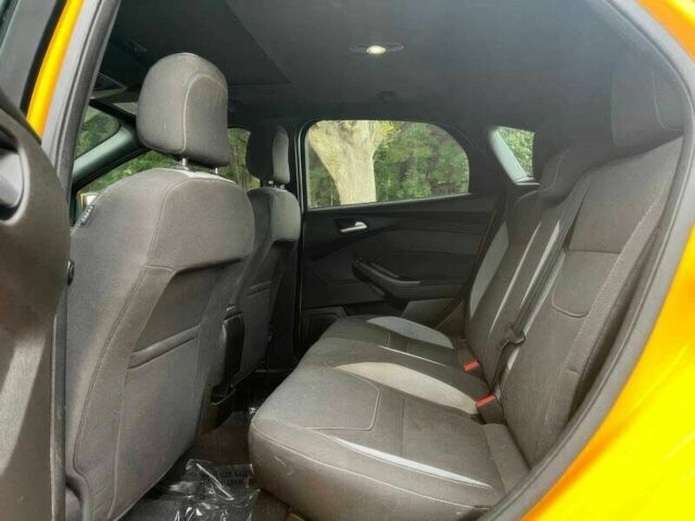 Форд Фокус 2016 в Львове на Automoto.ua Желтый Форд Фокус, объемом двигателя 2 л и пробегом 71 тыс. км за 8500 $, фото 10 на Automoto.ua