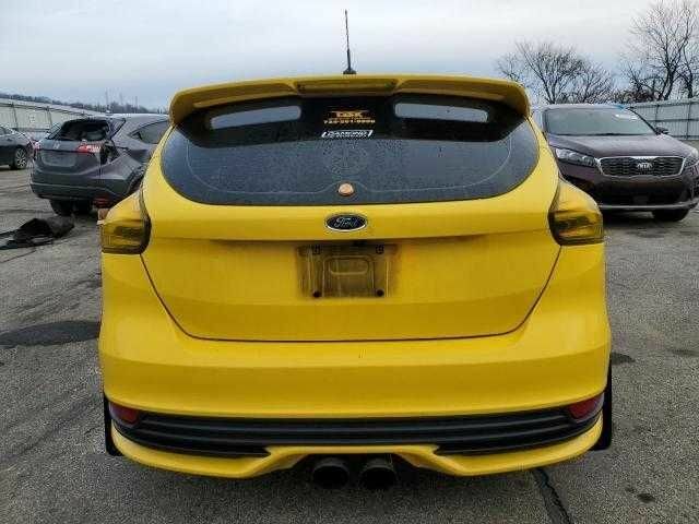Желтый Форд Фокус, объемом двигателя 0 л и пробегом 66 тыс. км за 1500 $, фото 5 на Automoto.ua