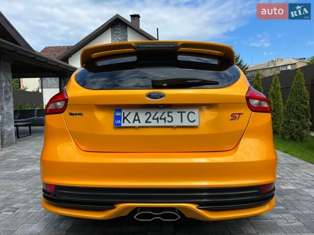 Жовтий Форд Фокус, об'ємом двигуна 2 л та пробігом 145 тис. км за 13500 $, фото 7 на Automoto.ua
