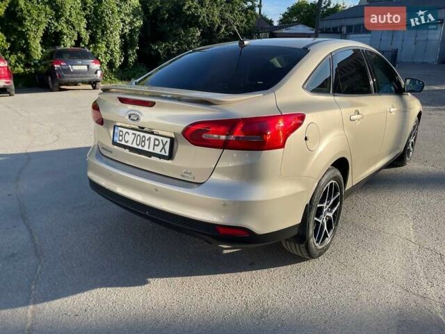 Желтый Форд Фокус, объемом двигателя 1 л и пробегом 100 тыс. км за 9100 $, фото 10 на Automoto.ua