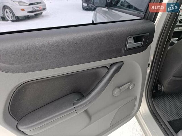 Жовтий Форд Фокус, об'ємом двигуна 1.6 л та пробігом 233 тис. км за 5490 $, фото 31 на Automoto.ua