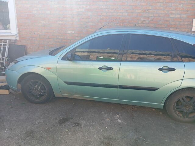 Форд Фокус 1999 в Новоукраинке на Automoto.ua Серый Форд Фокус, объемом двигателя 1.6 л и пробегом 200 тыс. км за 800 $, фото 2 на Automoto.ua