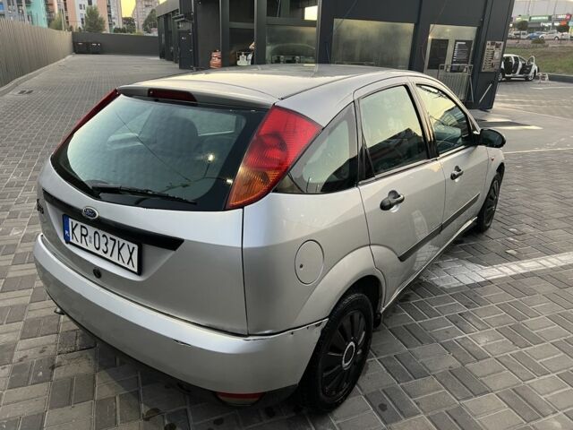 Сірий Форд Фокус, об'ємом двигуна 1.8 л та пробігом 30 тис. км за 1550 $, фото 7 на Automoto.ua