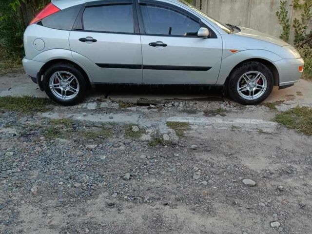 Серый Форд Фокус, объемом двигателя 1.8 л и пробегом 295 тыс. км за 2850 $, фото 4 на Automoto.ua