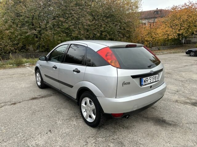 Сірий Форд Фокус, об'ємом двигуна 1.6 л та пробігом 300 тис. км за 1500 $, фото 3 на Automoto.ua