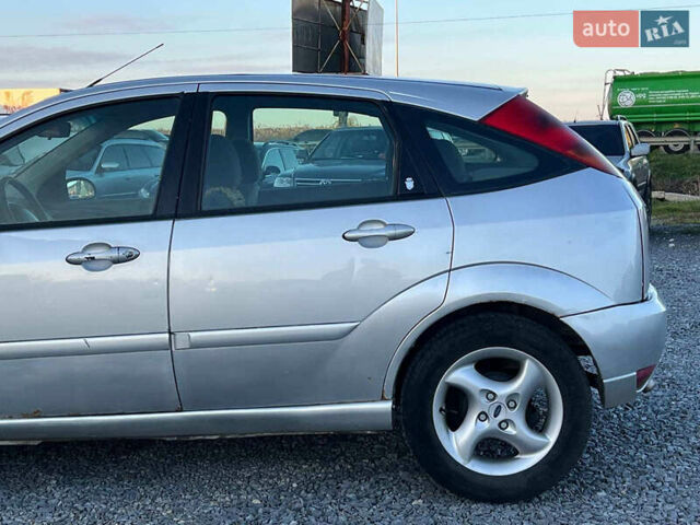 Серый Форд Фокус, объемом двигателя 1.8 л и пробегом 296 тыс. км за 2690 $, фото 4 на Automoto.ua