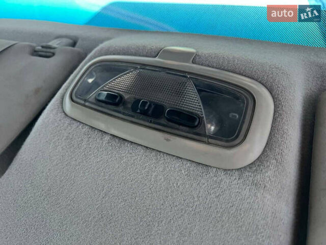 Серый Форд Фокус, объемом двигателя 1.8 л и пробегом 296 тыс. км за 2690 $, фото 28 на Automoto.ua