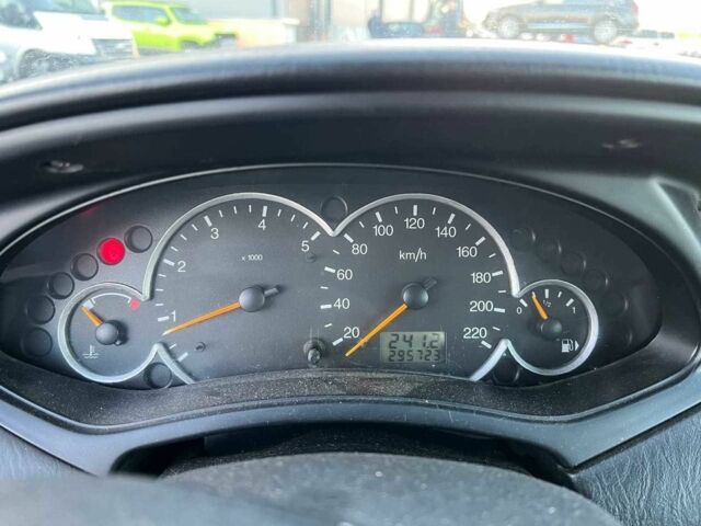 Сірий Форд Фокус, об'ємом двигуна 1.8 л та пробігом 296 тис. км за 2690 $, фото 19 на Automoto.ua