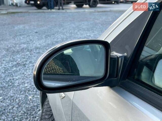 Серый Форд Фокус, объемом двигателя 1.8 л и пробегом 296 тыс. км за 2690 $, фото 13 на Automoto.ua