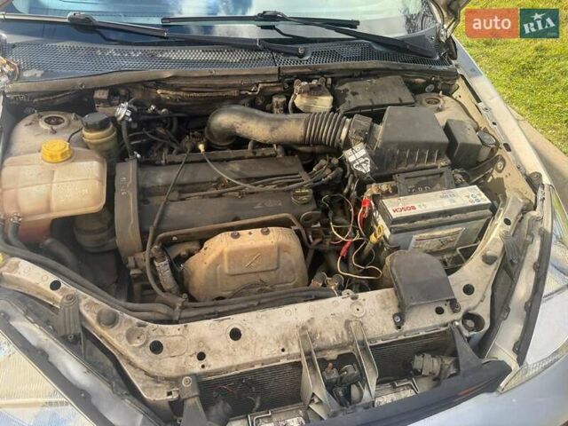 Серый Форд Фокус, объемом двигателя 1.99 л и пробегом 181 тыс. км за 3000 $, фото 2 на Automoto.ua