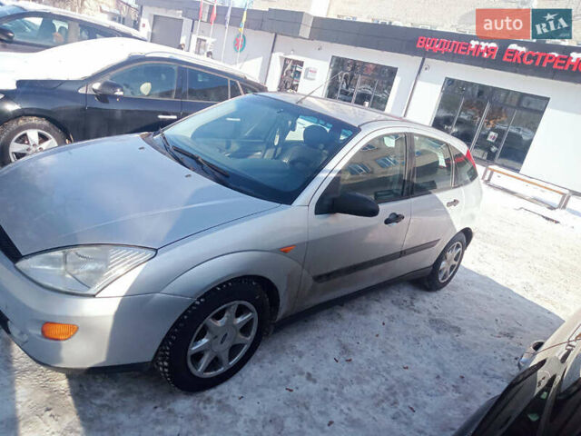 Сірий Форд Фокус, об'ємом двигуна 1.75 л та пробігом 250 тис. км за 2100 $, фото 1 на Automoto.ua