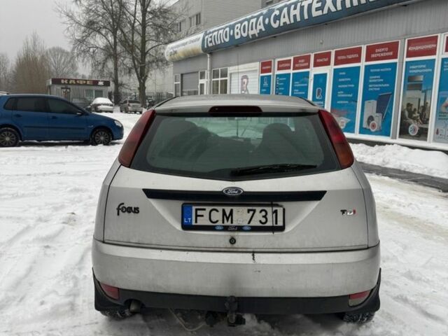 Серый Форд Фокус, объемом двигателя 1.8 л и пробегом 250 тыс. км за 1150 $, фото 5 на Automoto.ua
