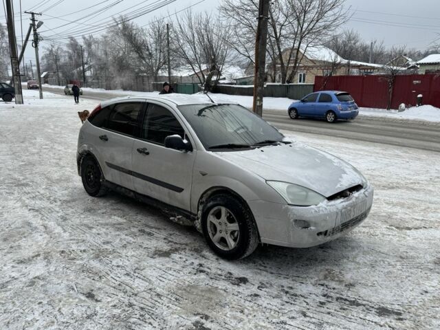 Сірий Форд Фокус, об'ємом двигуна 1.6 л та пробігом 250 тис. км за 1000 $, фото 2 на Automoto.ua