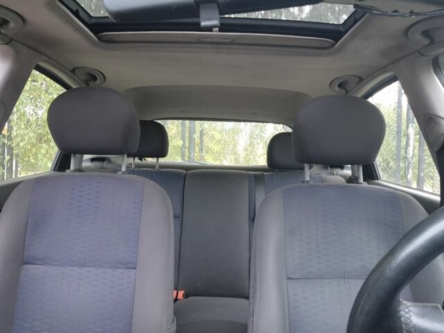 Серый Форд Фокус, объемом двигателя 0 л и пробегом 351 тыс. км за 1600 $, фото 8 на Automoto.ua