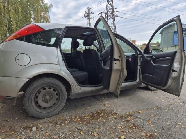 Серый Форд Фокус, объемом двигателя 0 л и пробегом 351 тыс. км за 1600 $, фото 6 на Automoto.ua