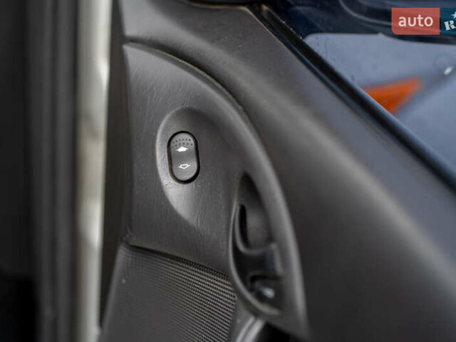 Сірий Форд Фокус, об'ємом двигуна 0 л та пробігом 214 тис. км за 2600 $, фото 14 на Automoto.ua