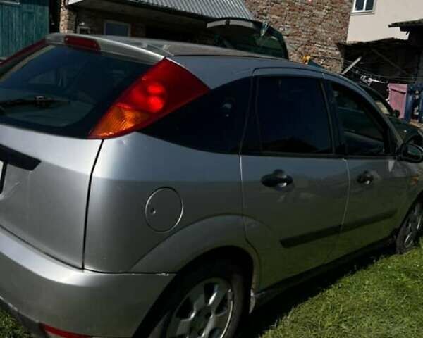 Серый Форд Фокус, объемом двигателя 1.6 л и пробегом 280 тыс. км за 3000 $, фото 7 на Automoto.ua