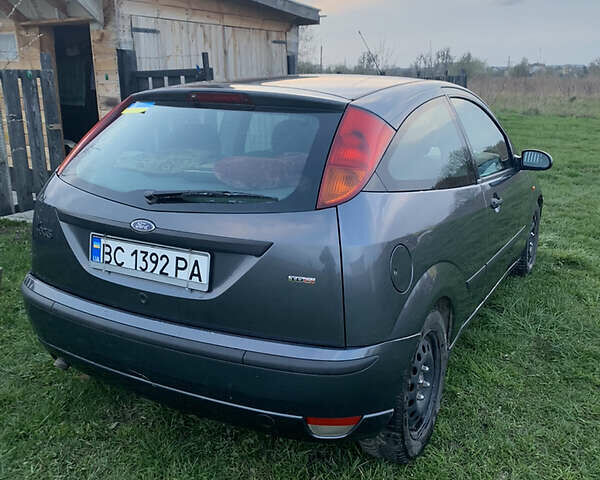 Форд Фокус 2002 в Радехове на Automoto.ua Серый Форд Фокус, объемом двигателя 1.8 л и пробегом 271 тыс. км за 2500 $, фото 6 на Automoto.ua