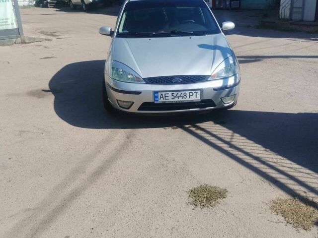 Серый Форд Фокус, объемом двигателя 1.8 л и пробегом 355 тыс. км за 3800 $, фото 5 на Automoto.ua