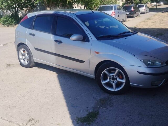 Серый Форд Фокус, объемом двигателя 1.8 л и пробегом 355 тыс. км за 3800 $, фото 3 на Automoto.ua