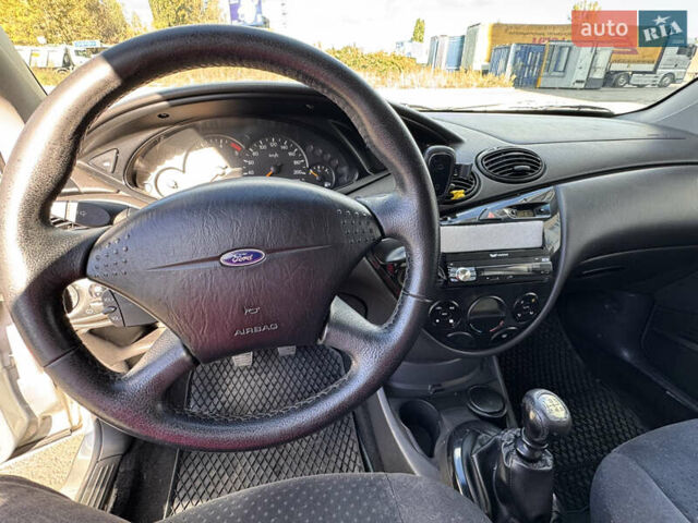 Форд Фокус 2002 в Киеве на Automoto.ua Серый Форд Фокус, объемом двигателя 1.8 л и пробегом 297 тыс. км за 3500 $, фото 9 на Automoto.ua