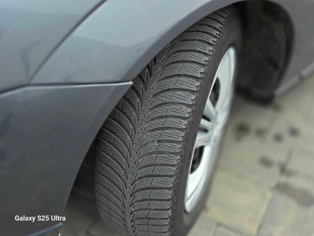 Серый Форд Фокус, объемом двигателя 1.8 л и пробегом 275 тыс. км за 1999 $, фото 17 на Automoto.ua