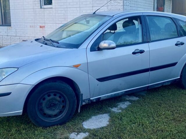 Сірий Форд Фокус, об'ємом двигуна 1.8 л та пробігом 235 тис. км за 2000 $, фото 1 на Automoto.ua