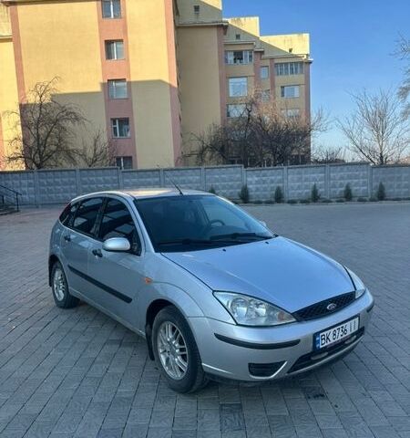 Серый Форд Фокус, объемом двигателя 1.39 л и пробегом 171 тыс. км за 2750 $, фото 2 на Automoto.ua