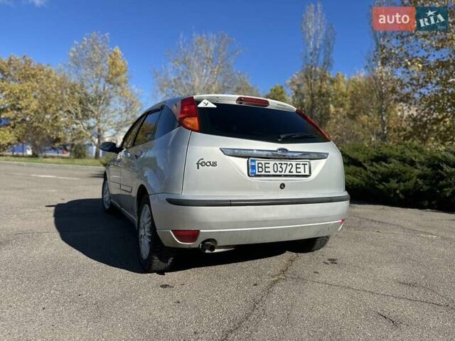 Серый Форд Фокус, объемом двигателя 1.6 л и пробегом 168 тыс. км за 4500 $, фото 1 на Automoto.ua