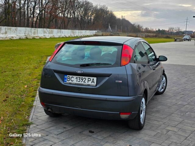 Серый Форд Фокус, объемом двигателя 1.8 л и пробегом 275 тыс. км за 1999 $, фото 5 на Automoto.ua