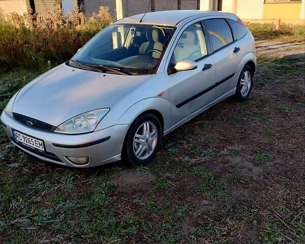 Серый Форд Фокус, объемом двигателя 1.75 л и пробегом 400 тыс. км за 2750 $, фото 1 на Automoto.ua