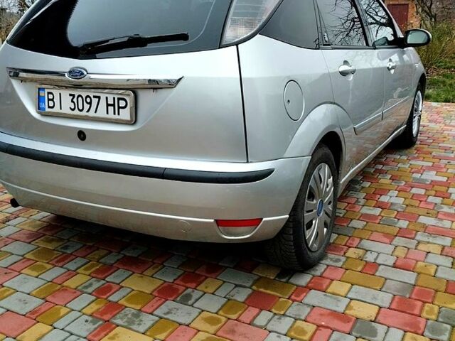 Серый Форд Фокус, объемом двигателя 1.6 л и пробегом 200 тыс. км за 4200 $, фото 3 на Automoto.ua