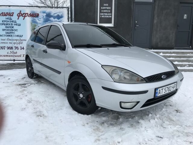 Серый Форд Фокус, объемом двигателя 1.8 л и пробегом 256 тыс. км за 4000 $, фото 5 на Automoto.ua
