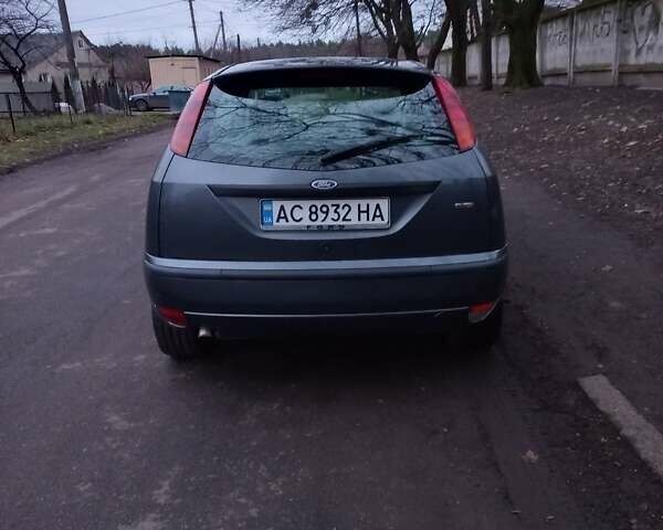Сірий Форд Фокус, об'ємом двигуна 1.8 л та пробігом 214 тис. км за 2300 $, фото 4 на Automoto.ua