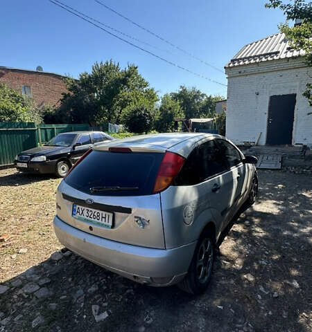 Серый Форд Фокус, объемом двигателя 1.6 л и пробегом 265 тыс. км за 3200 $, фото 5 на Automoto.ua