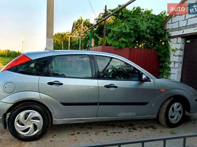 Серый Форд Фокус, объемом двигателя 1.6 л и пробегом 204 тыс. км за 2600 $, фото 7 на Automoto.ua