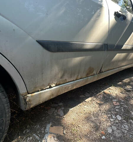 Серый Форд Фокус, объемом двигателя 1.6 л и пробегом 265 тыс. км за 3200 $, фото 6 на Automoto.ua