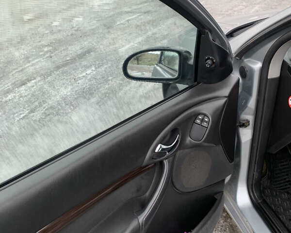 Серый Форд Фокус, объемом двигателя 1.6 л и пробегом 200 тыс. км за 2100 $, фото 7 на Automoto.ua