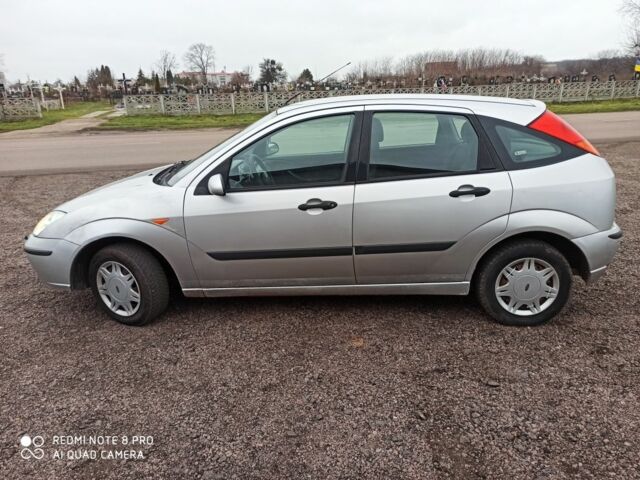 Серый Форд Фокус, объемом двигателя 1.6 л и пробегом 280 тыс. км за 2500 $, фото 5 на Automoto.ua