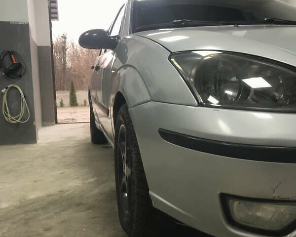 Серый Форд Фокус, объемом двигателя 1.75 л и пробегом 253 тыс. км за 4100 $, фото 5 на Automoto.ua