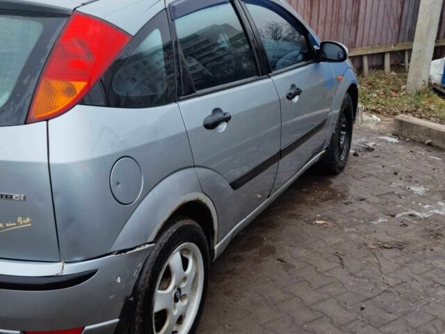 Серый Форд Фокус, объемом двигателя 1.8 л и пробегом 300 тыс. км за 961 $, фото 3 на Automoto.ua