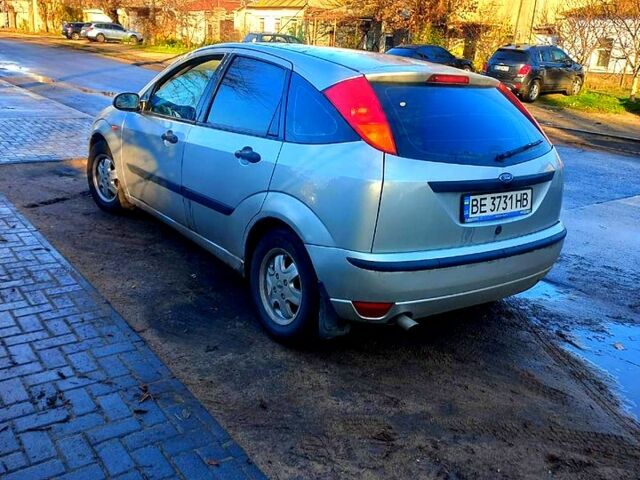 Сірий Форд Фокус, об'ємом двигуна 1.6 л та пробігом 234 тис. км за 3500 $, фото 4 на Automoto.ua